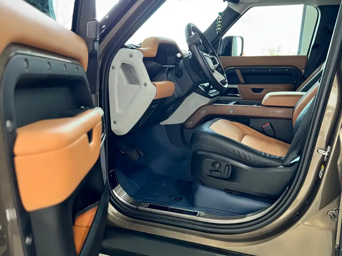 Land Rover Defender 2023 Facelift 110 3.0T P400 X-DYNAMIC HSE фото 13