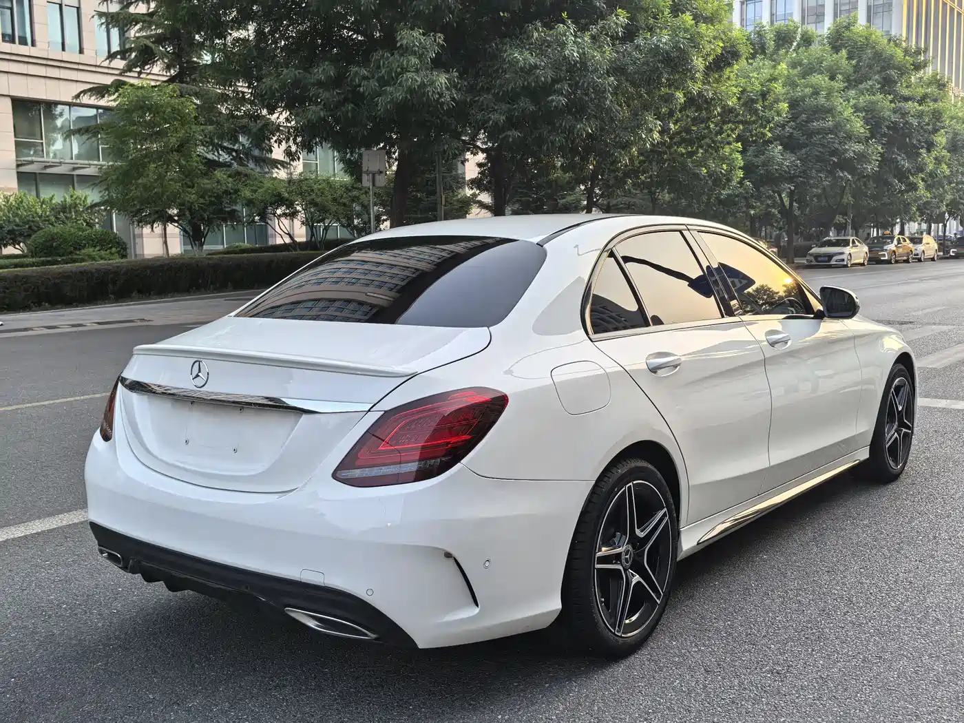 Mercedes-Benz C-Class 2021 C 260 Starry Exclusive Edition фото 5