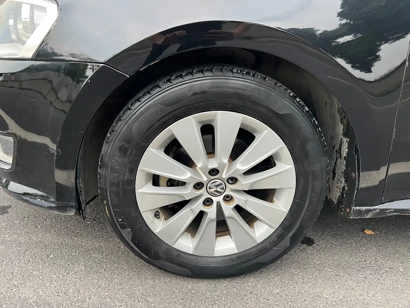 Volkswagen Lavida 2013 Facelift Classic 1.6L Automatic Comfort фото 5