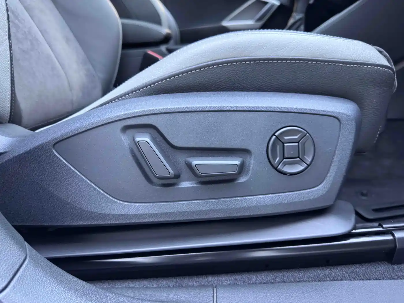 Audi Q3 2022 35 TFSI Fashion Dynamic фото 15