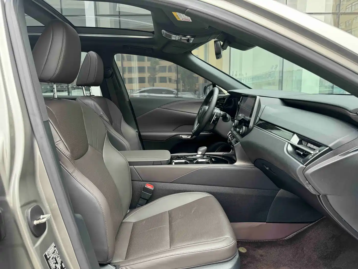 Lexus RX 2023 350h 4WD Pure Edition фото 5