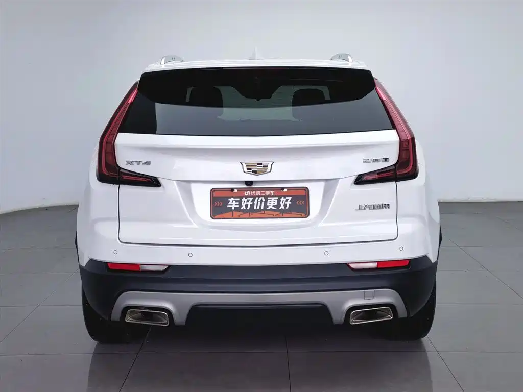 Cadillac XT4 2018 Model 28T 2WD Luxury фото 4