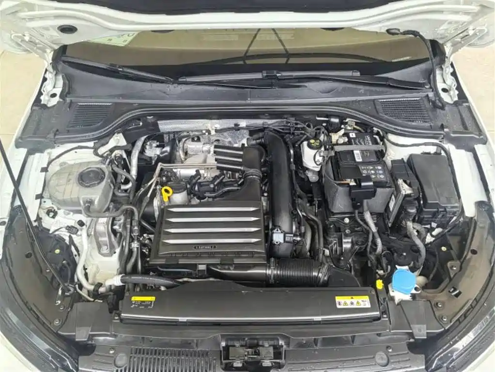 Volkswagen Golf 2021 280TSI DSG R-Line фото 17