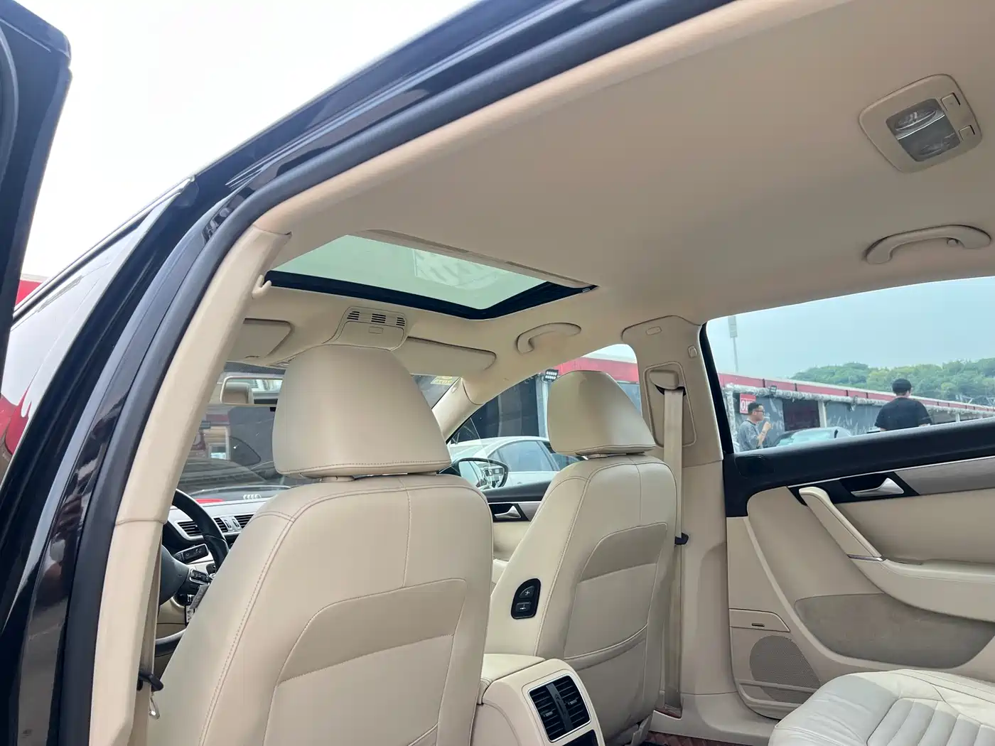 Volkswagen Magotan 2012 1.8TSI Luxury фото 13