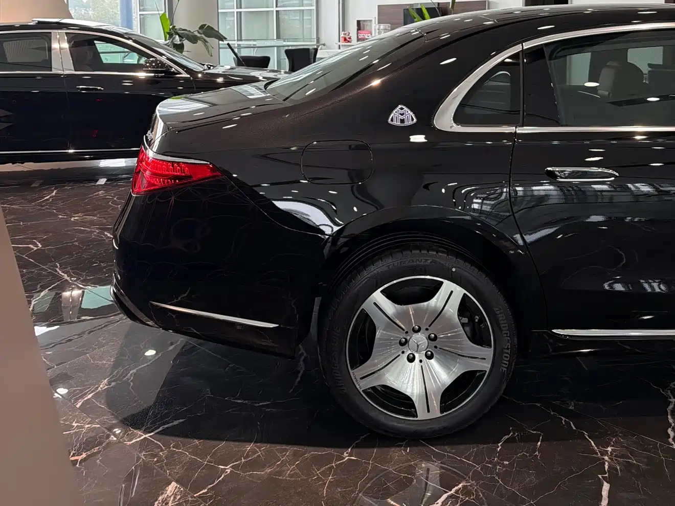 Mercedes-Benz Maybach S-Class 2026 S 480 4MATIC фото 7