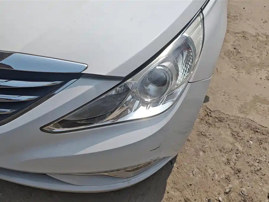 Hyundai Sonata 2013 2.0L Automatic Luxury Edition фото 5