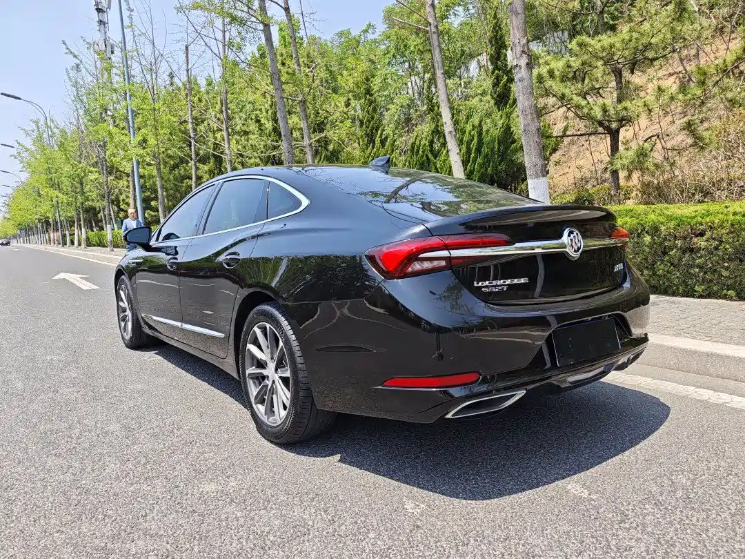 Buick LaCrosse 2021 652T Luxury Edition фото 2