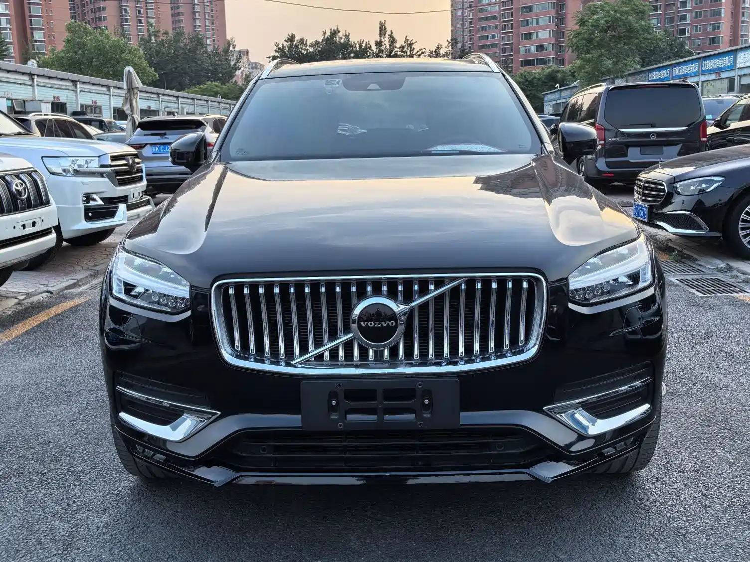 Фото 2 - Volvo XC90
