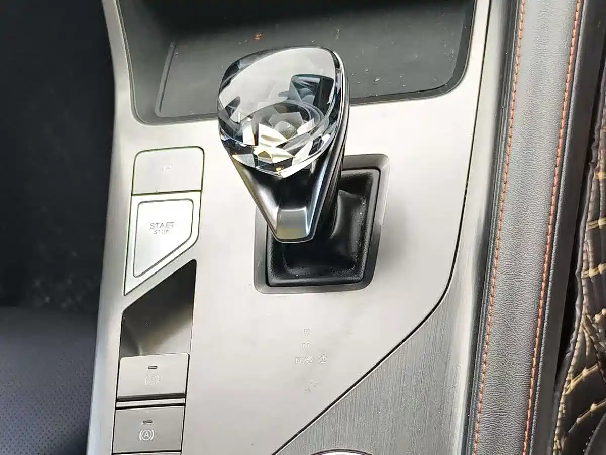ROEWE RX5