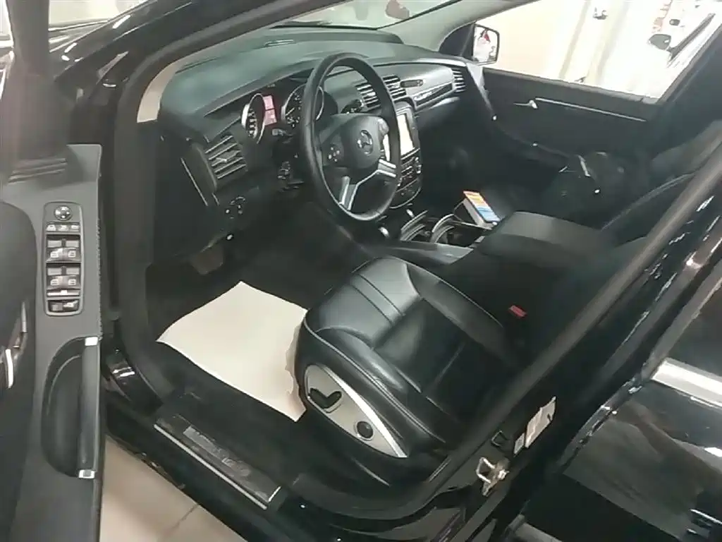 Mercedes-Benz R-Class 2015 R 320 4MATIC Luxury фото 16