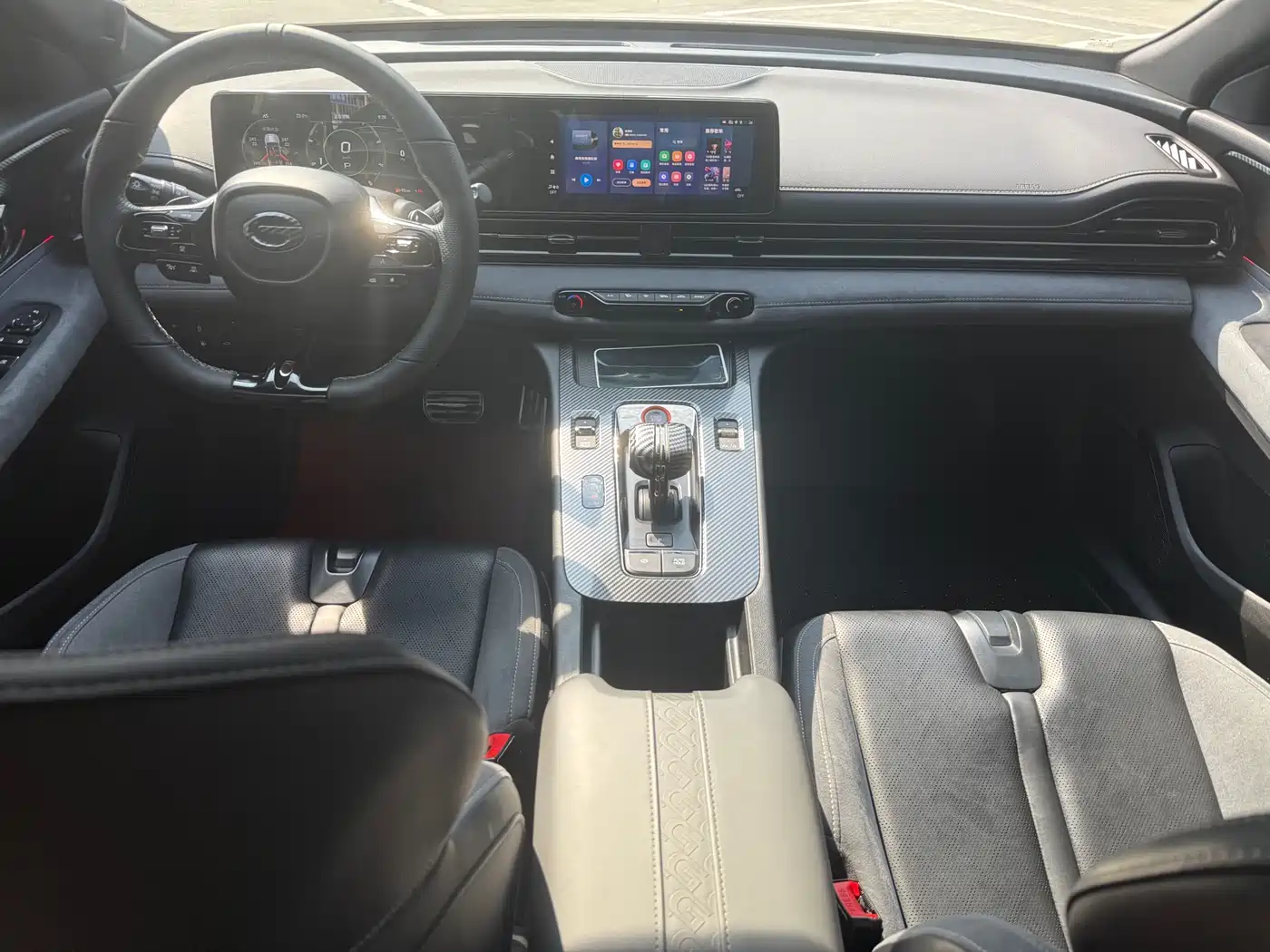 GAC Trumpchi Trumpchi Emkoo 2024 Model 400T Auto Shadow Leopard R PRO Edition фото 7
