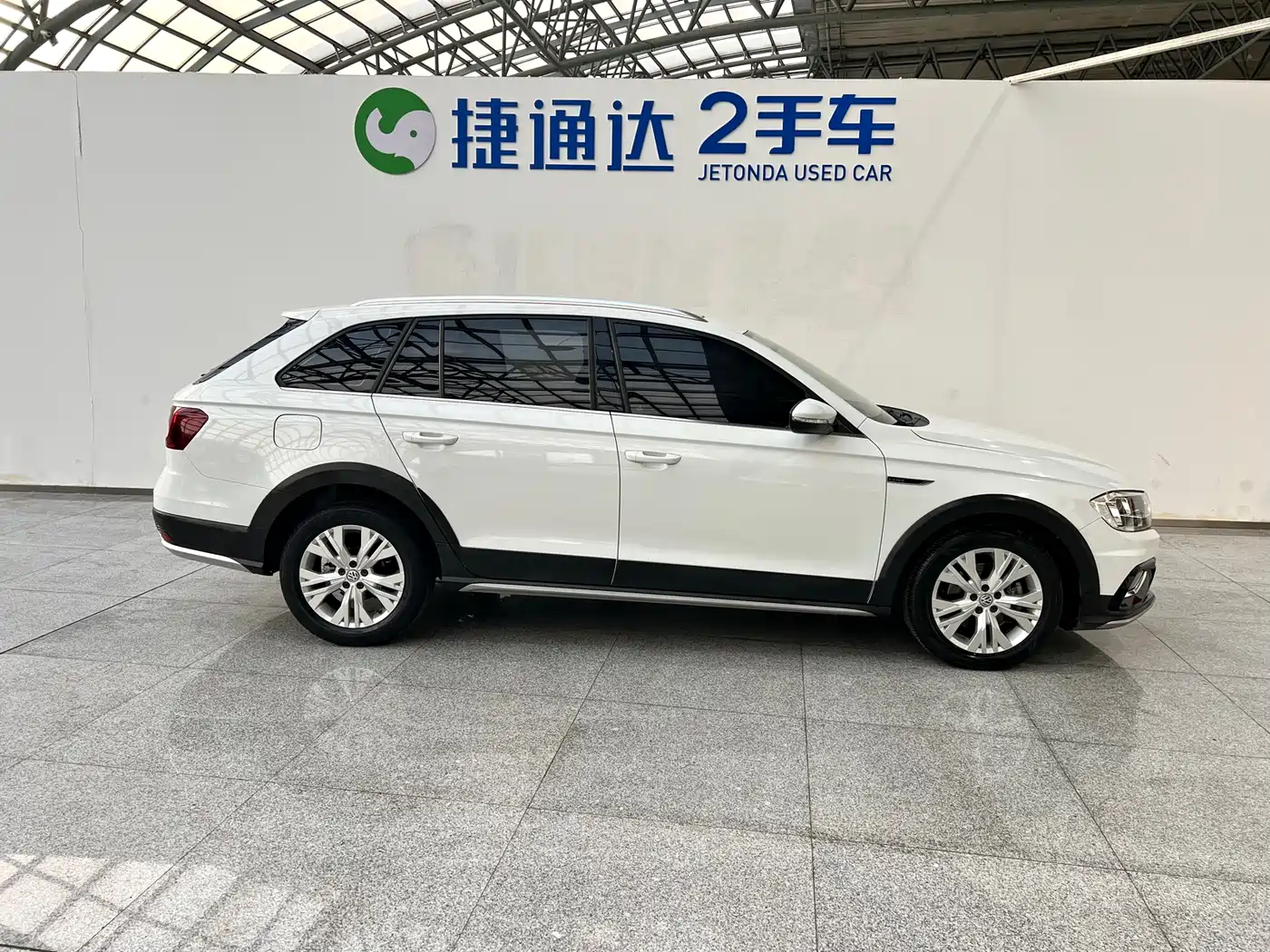 Volkswagen C-TREK 2017 230TSI DSG Comfort фото 4