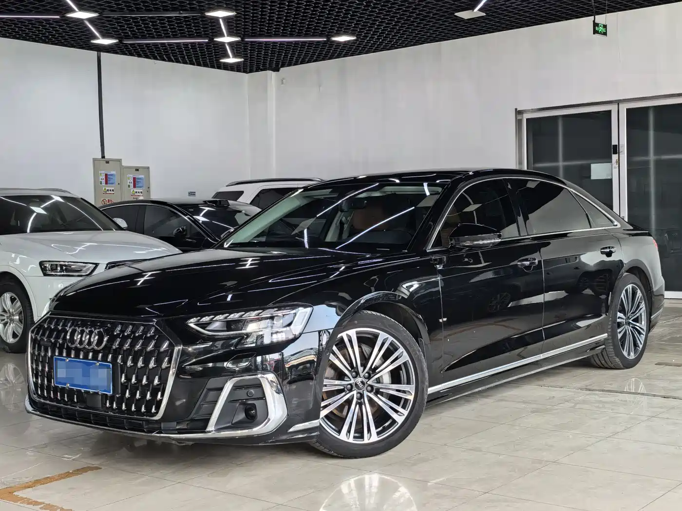 Audi A8 2024 Model A8L 50 TFSI quattro Premium Selection