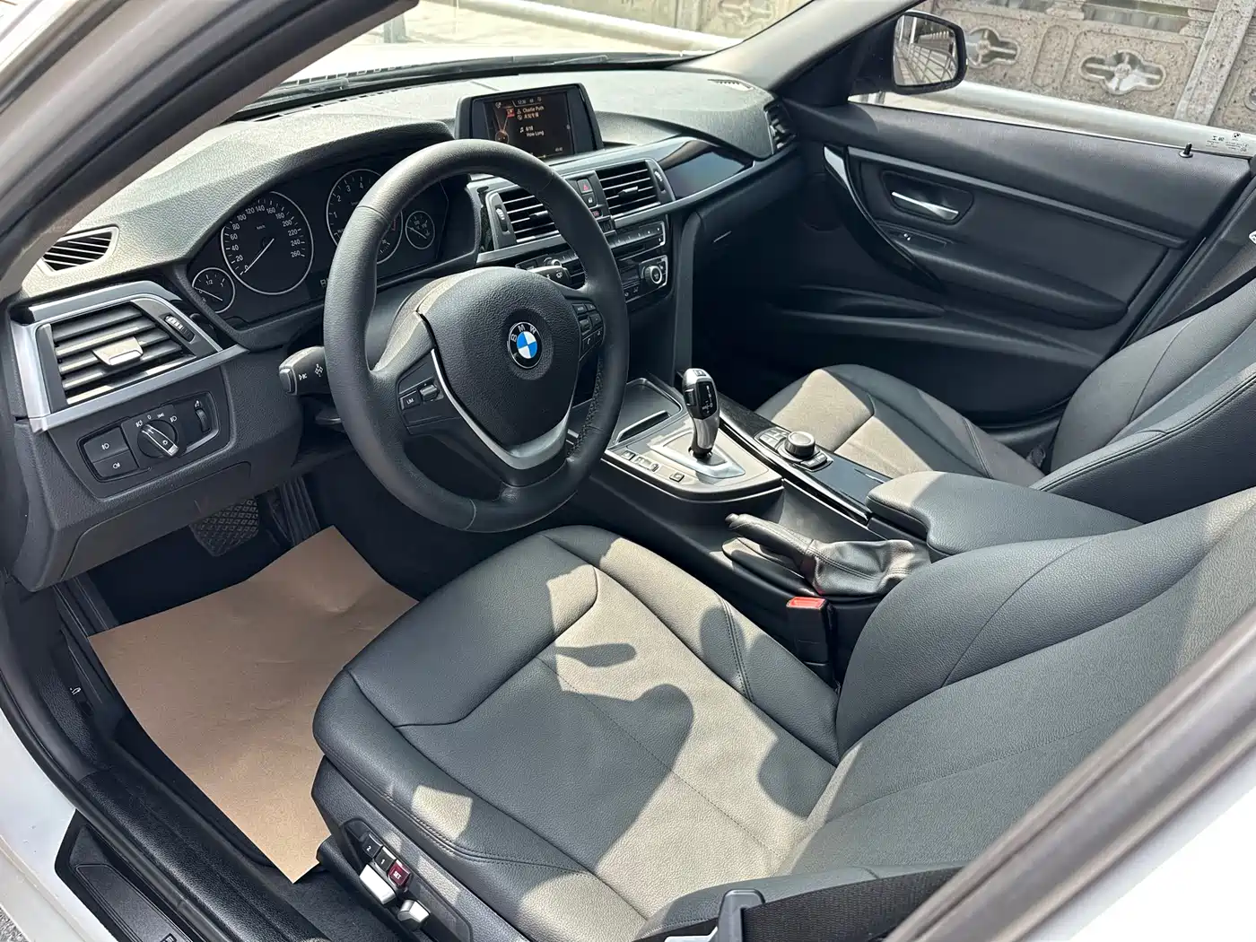 BMW 3 Series 2017 320Li Fashion фото 4