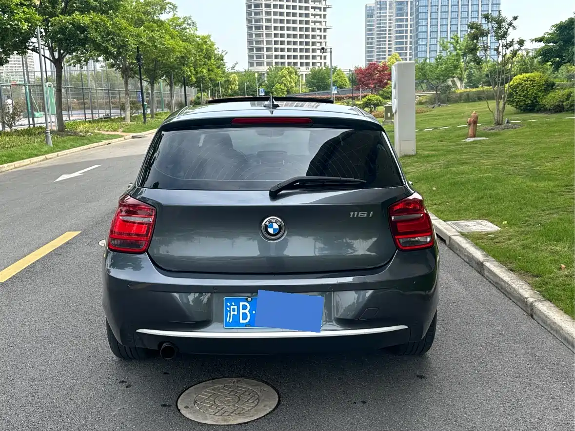 BMW 1 Series (Import) 2012 116i Urban Edition фото 3