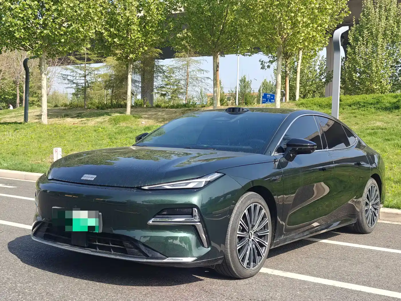 Geely Galaxy Xingyao 8 2025 130km EM-P Starship Edition