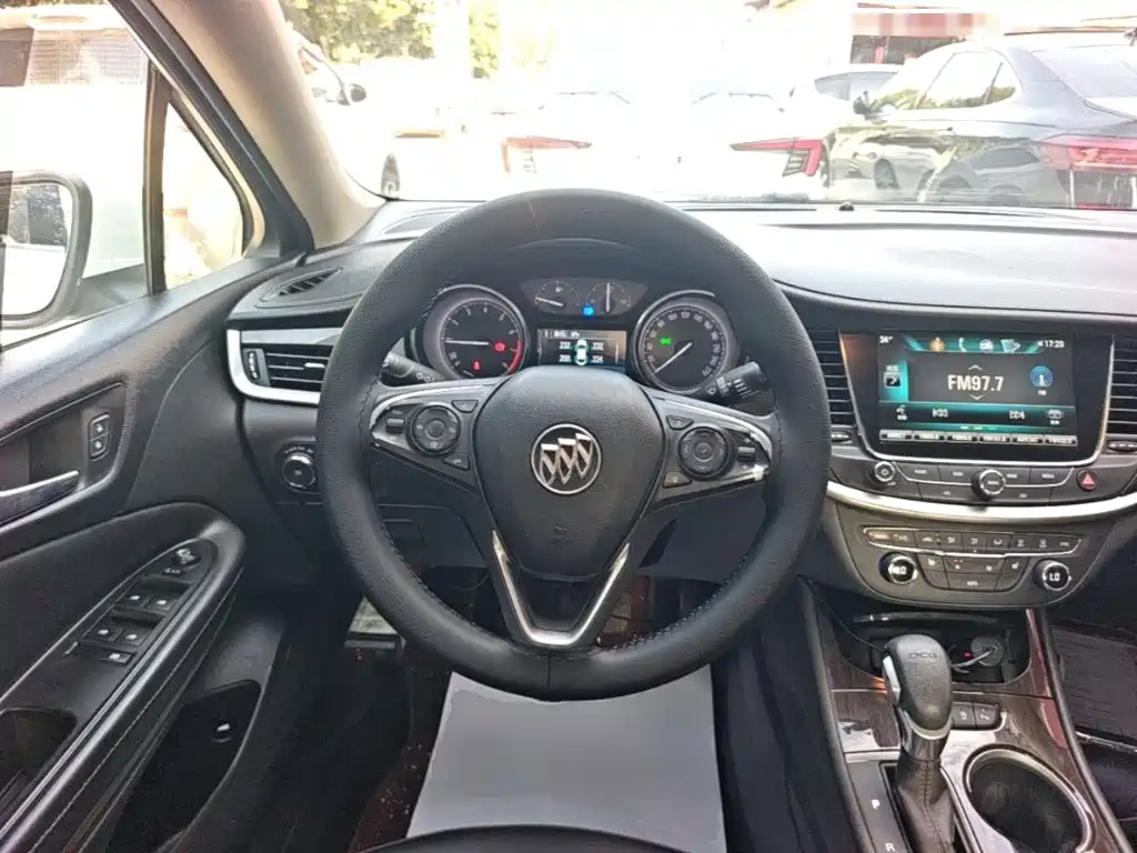 Фото 11 - Buick Verano