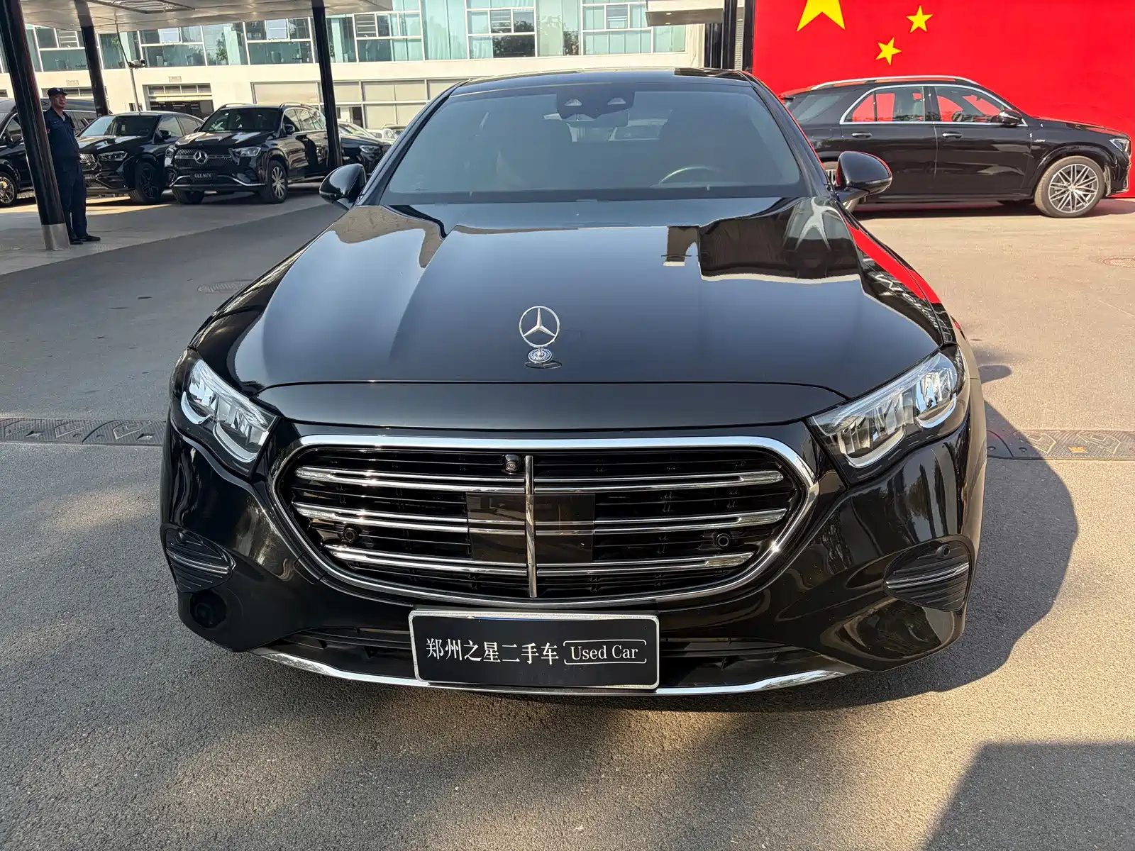 Фото 2 - Mercedes-Benz E-Class
