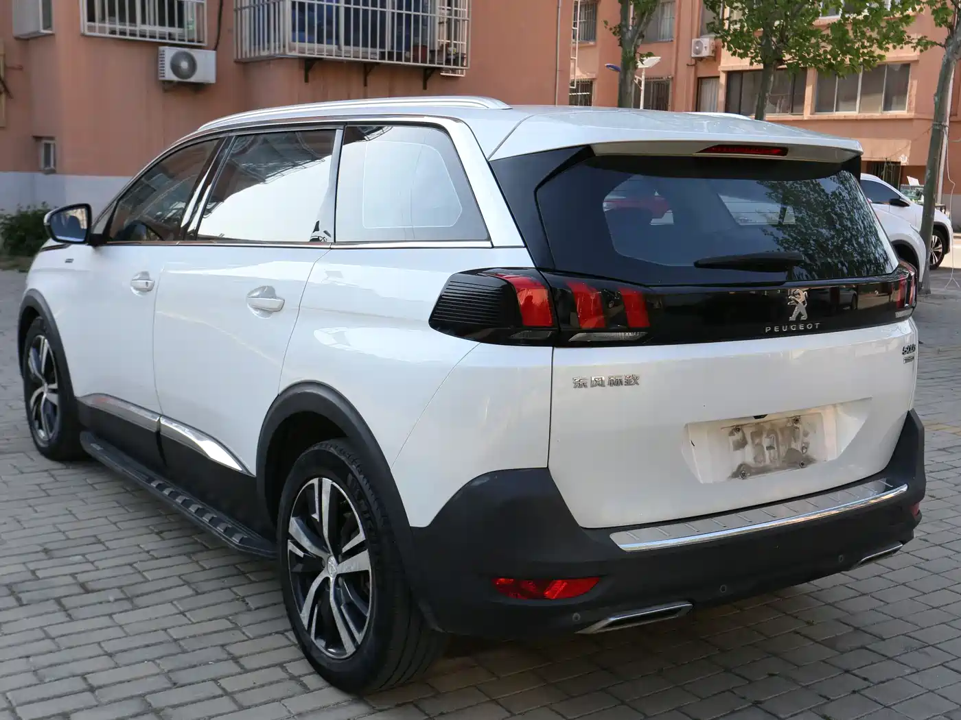 Peugeot 5008 2017 350THP 7-seat Elite Edition фото 6