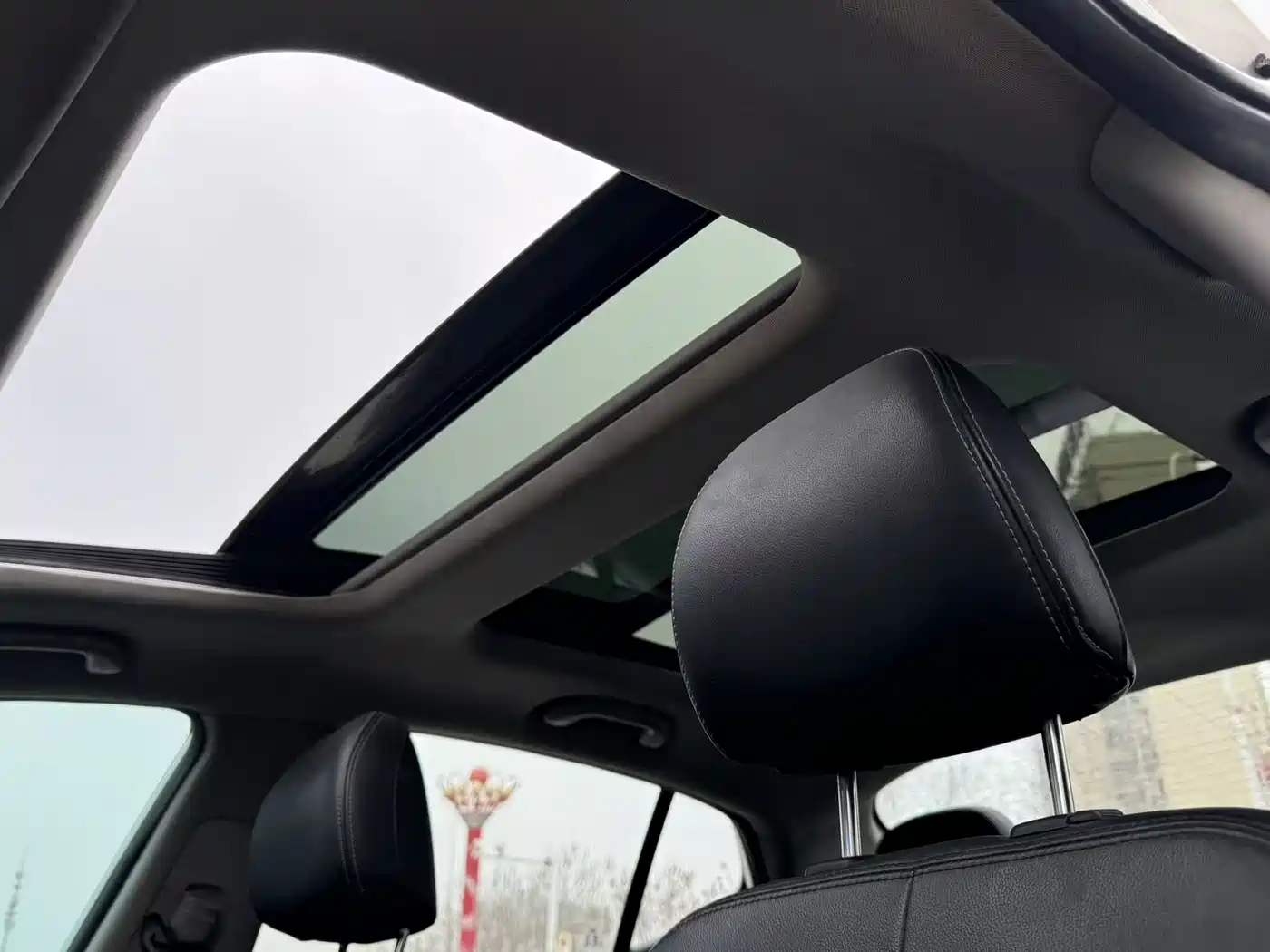 Kia K5 2012 2.0L Automatic DLX фото 15