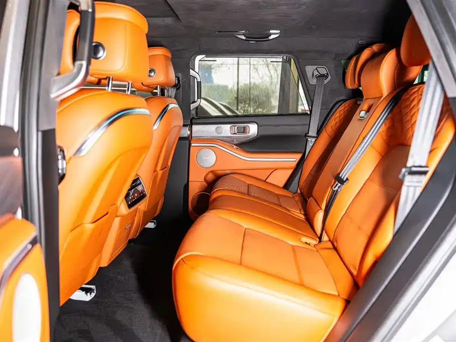 TANK TANK 700 NEW ENERGY