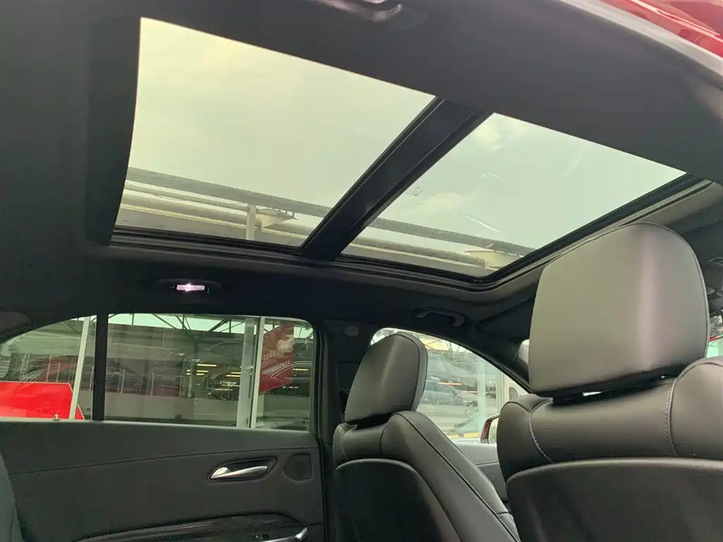 Cadillac XT4 2023 2024 28T 4WD Luxury Edition