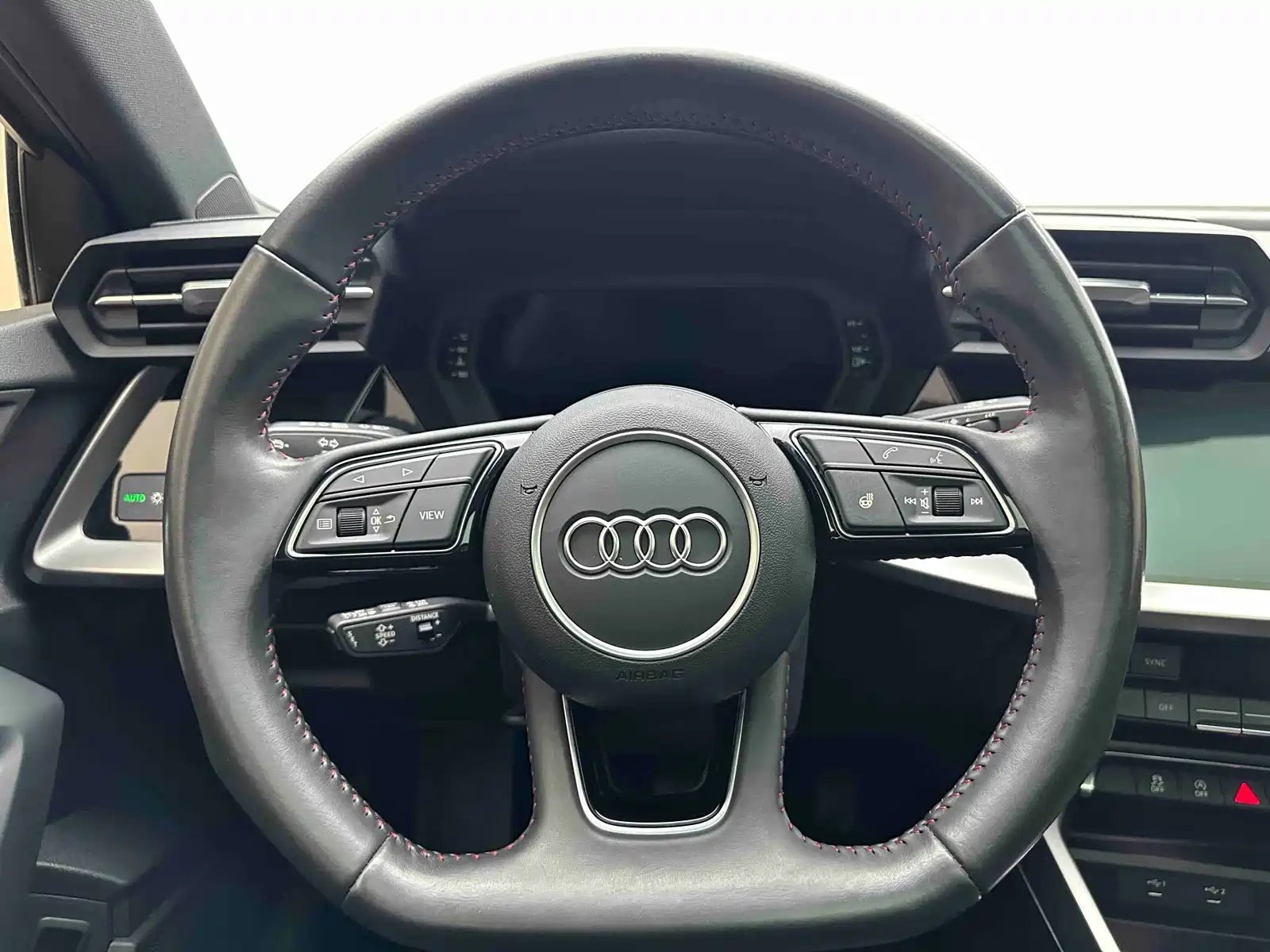 Фото 17 - Audi A3