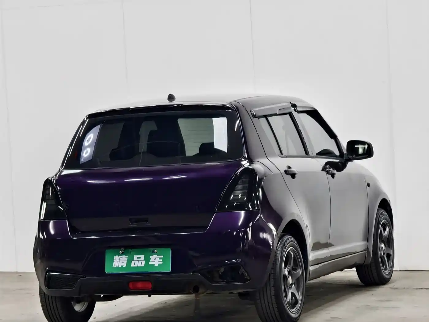 Suzuki Swift 2014 1.3L Manual Standard фото 4