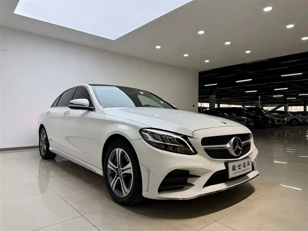 Mercedes-Benz C-Class 2020 Facelift C 260 L Sport фото 4