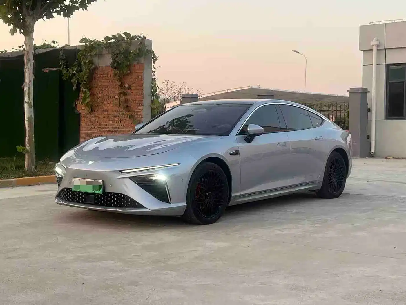 Similar car