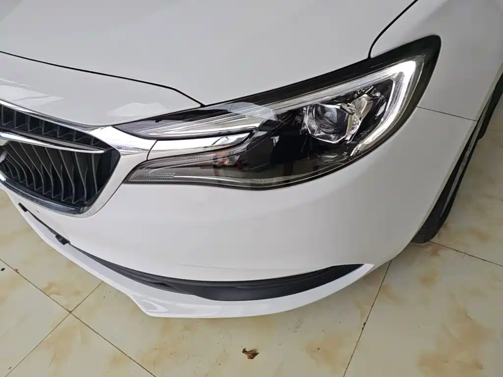 Фото 24 - Buick Excelle