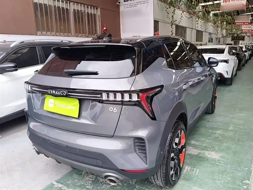 Lynk & Co 06 2020 1.5T Halo фото 7