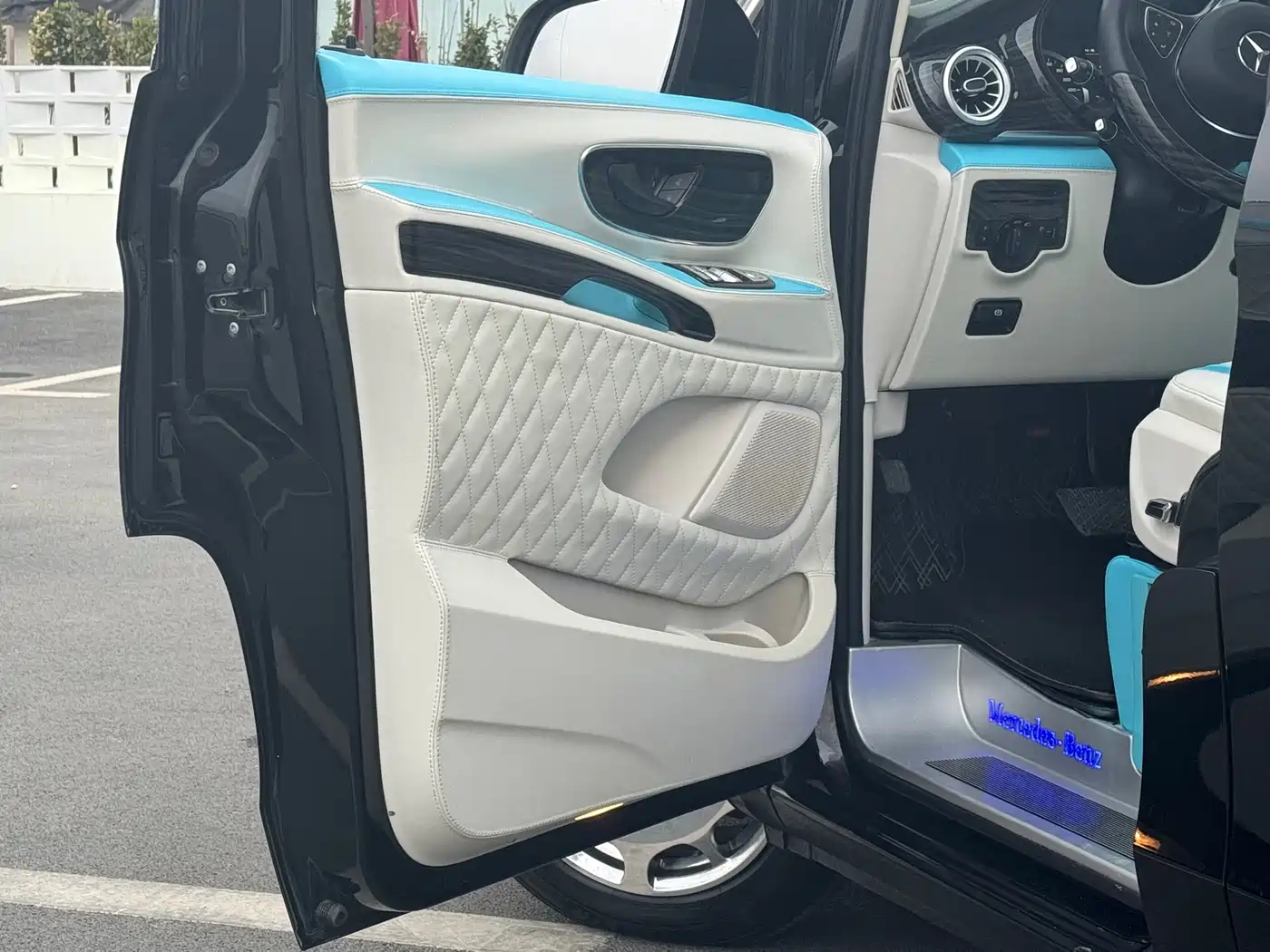 Mercedes-Benz Vito 2021 2.0T Business Edition 7-seater фото 39