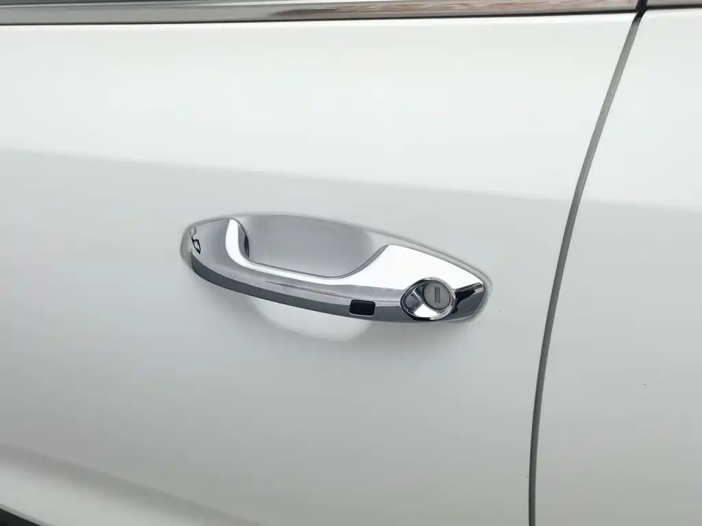 Kia KX CROSS 2019 2018 1.6L Automatic Smart Sunroof Edition