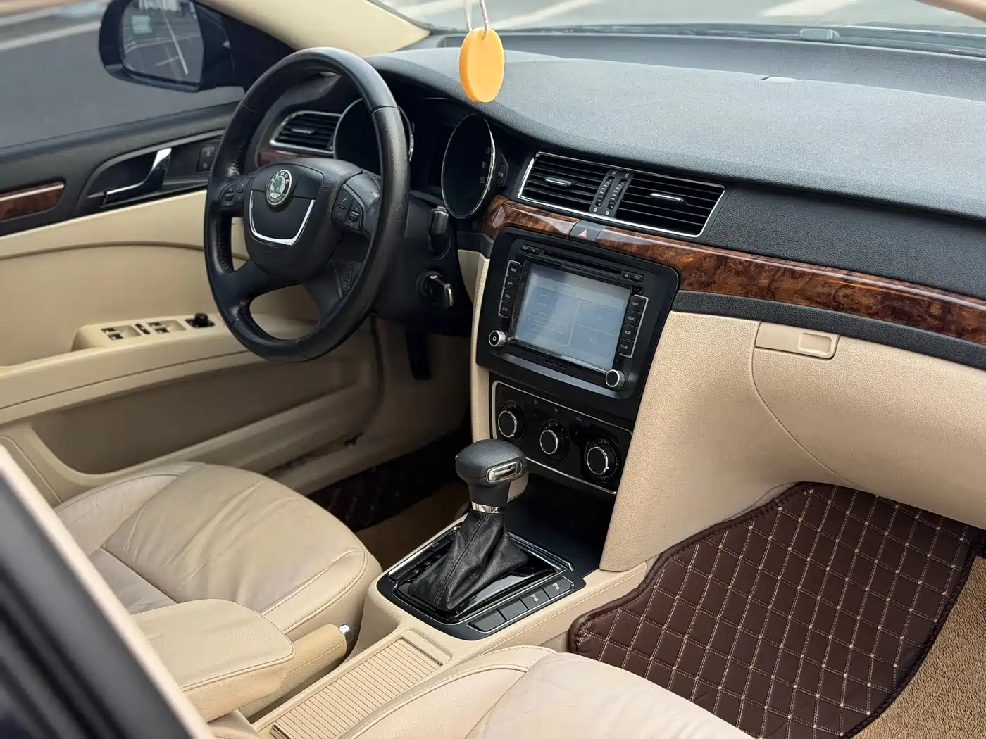 Škoda Superb 2012 2012 1.8TSI Automatic Elegance Edition