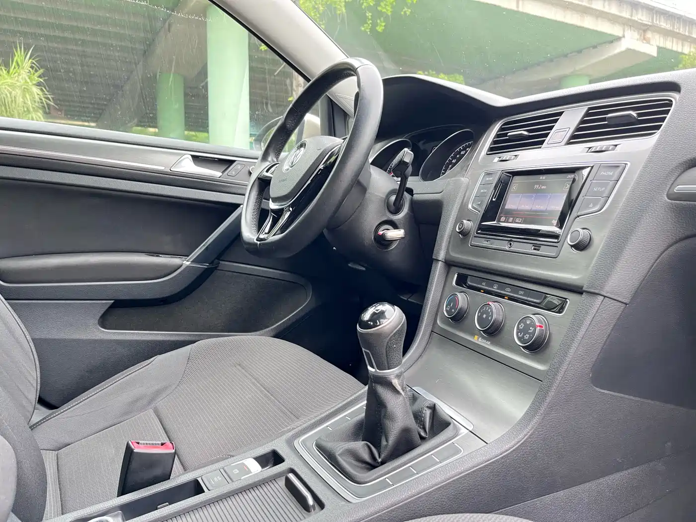 Volkswagen Golf 2016 230TSI Manual Comfort фото 15