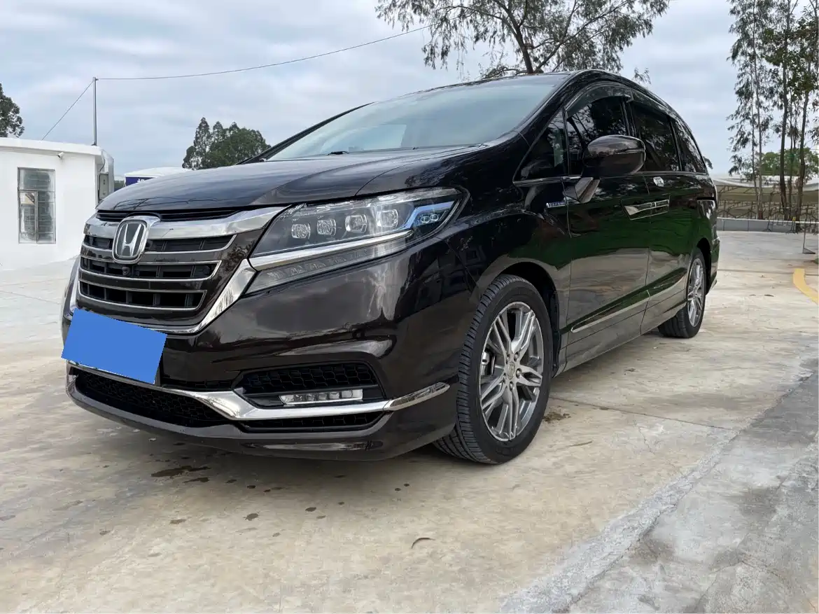 Honda Elysion 2019 2.0L Hybrid Supreme Edition