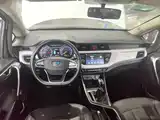 Фото 10 - Geely Vision X3