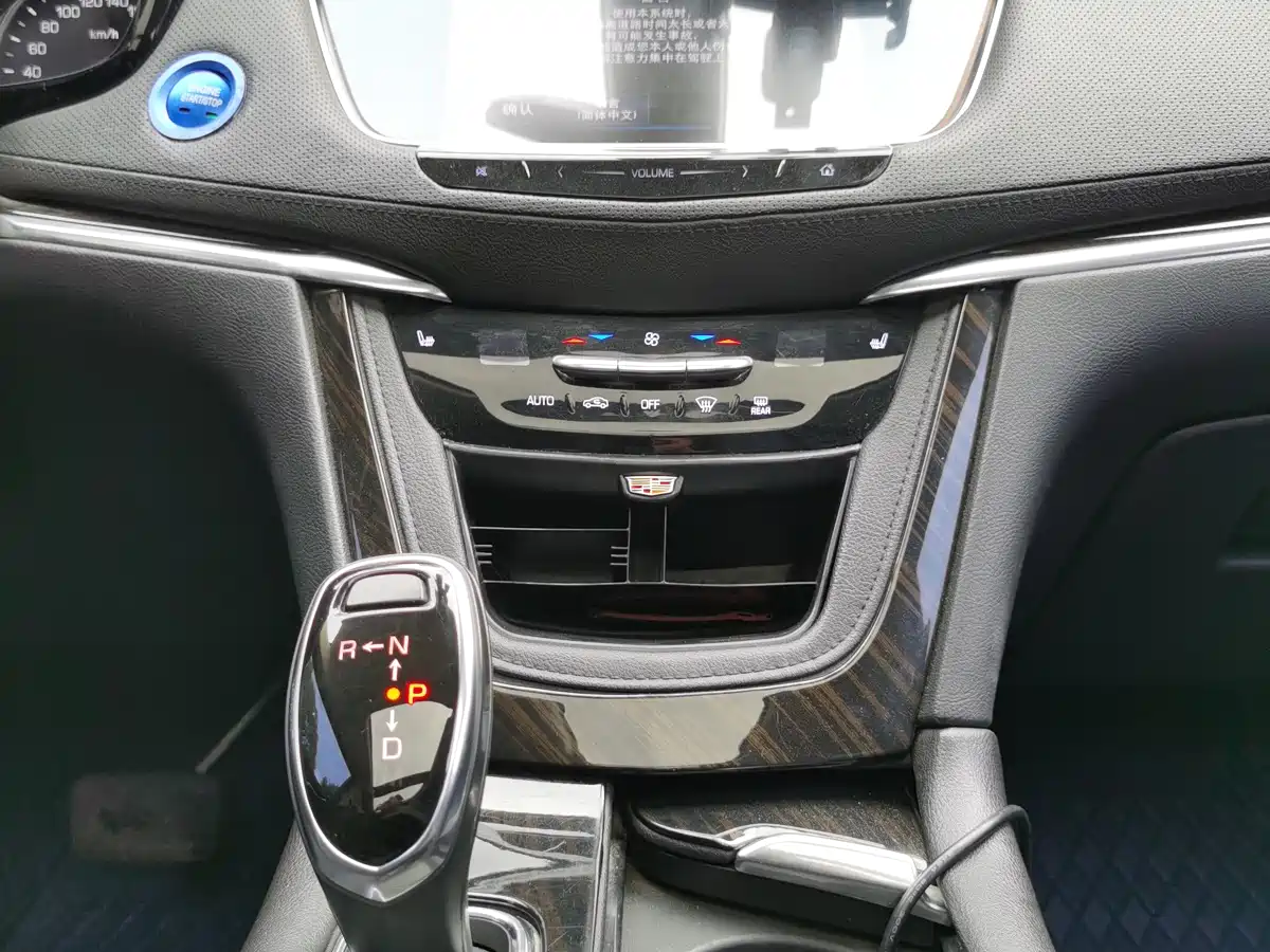 Cadillac XT5 2018 25T Luxury фото 9