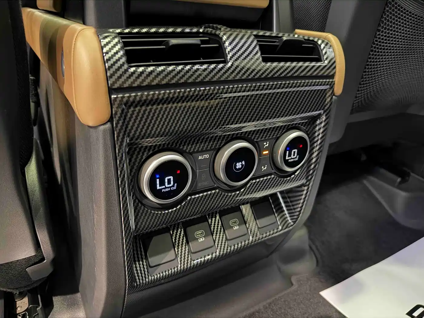 Land Rover Defender 2025 2025 110 3.0T P400 -Dynamic HSE