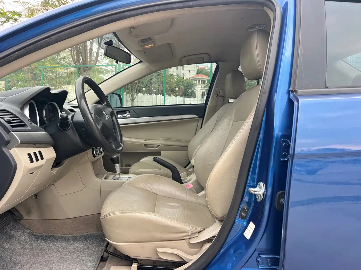 Mitsubishi Lancer EX 2010 Fashion Edition 1.8L CVT Comfort фото 4