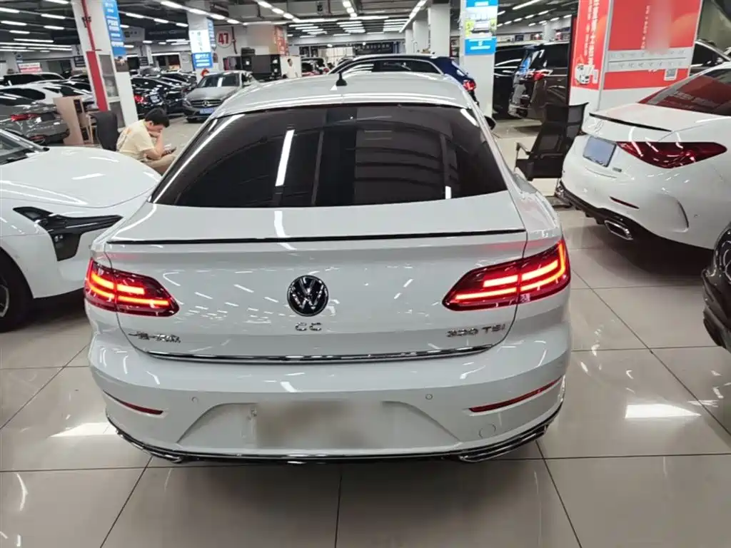 Volkswagen FAW-Volkswagen CC 2021 330TSI Dazzle Edition фото 6