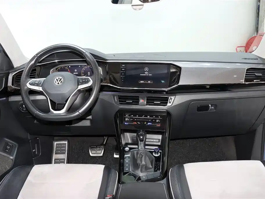 Volkswagen Tayron X 2020 330TSI 2WD Premium Smart Edition фото 12