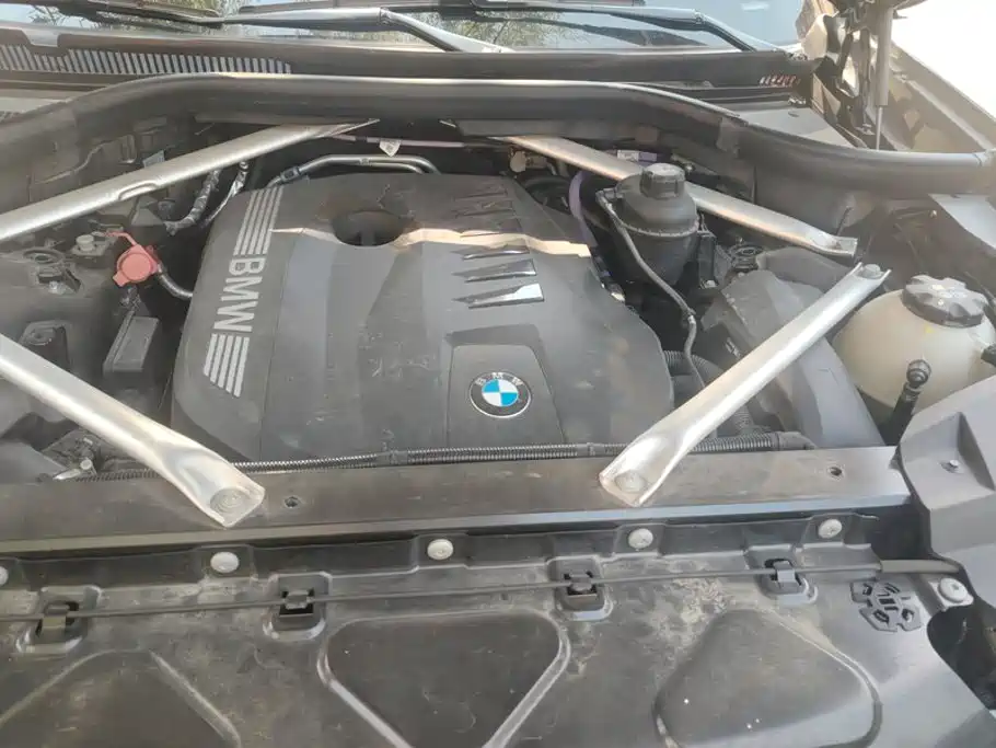 BMW X7 2024 2023 xDrive40i Leading Luxury Package