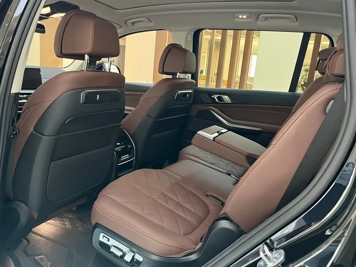 BMW X7 2025 xDrive40i Leading Luxury Package фото 8