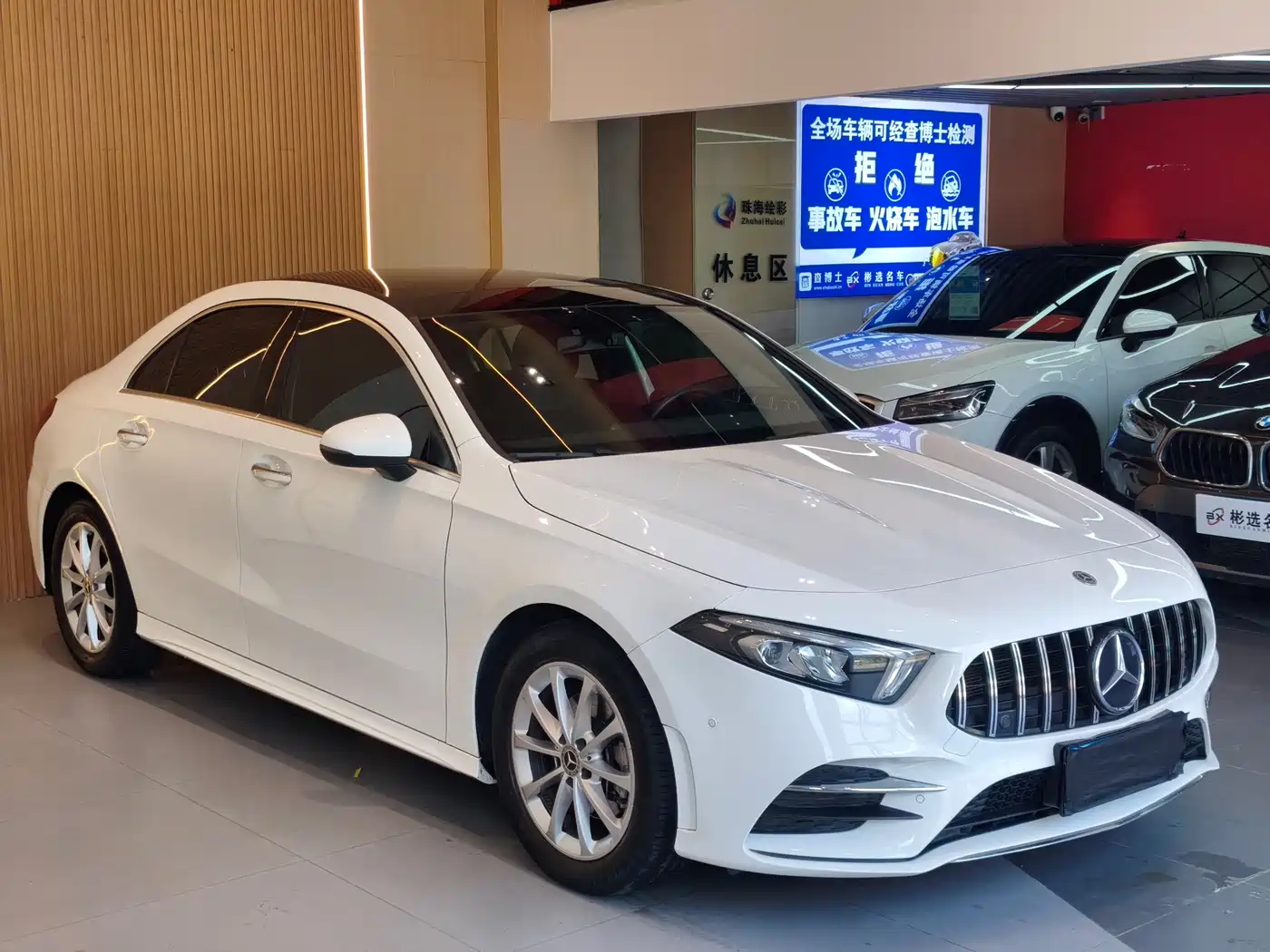 Mercedes-Benz A-Class 2020 Facelift A 200 L Sport Sedan Fashion фото 3