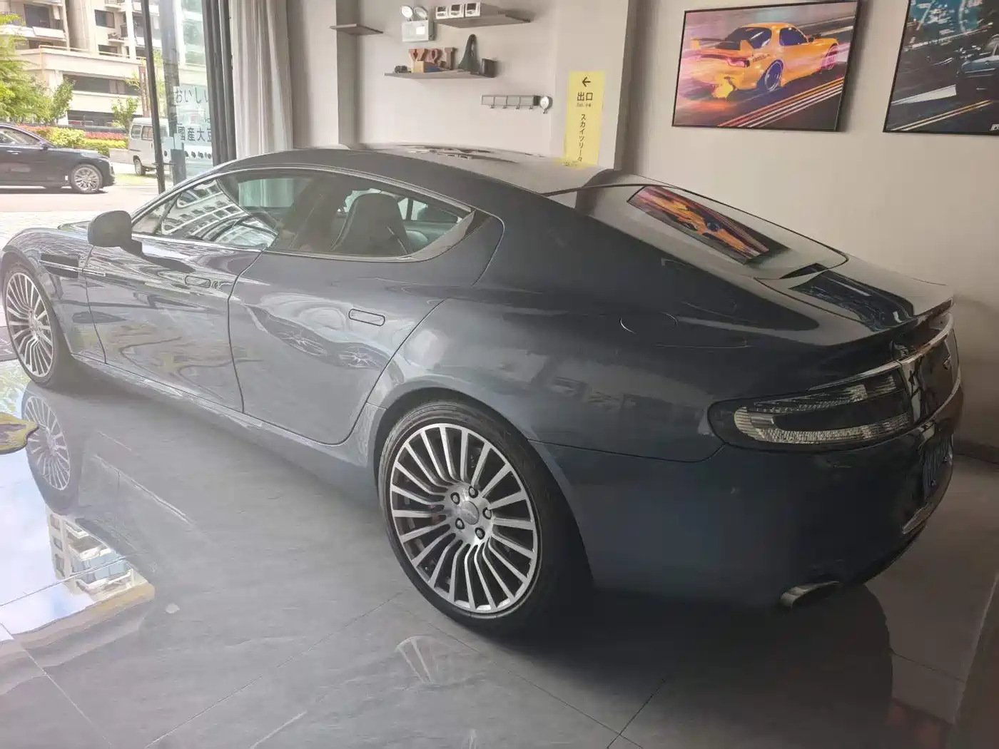 Aston Martin Rapide 2012 2010 6.0L