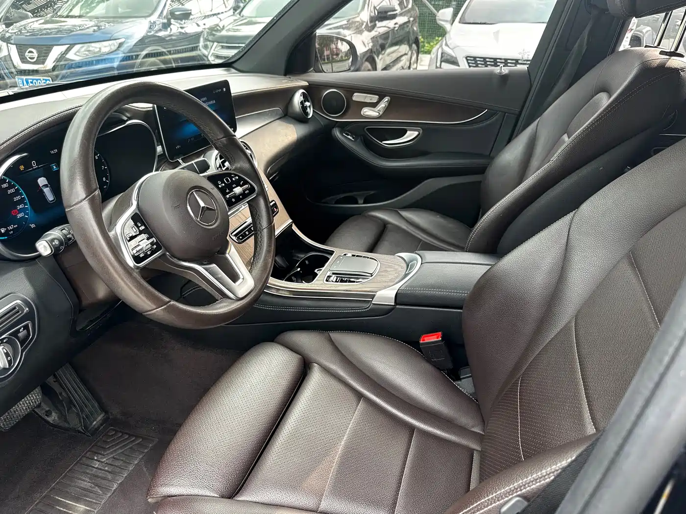 Mercedes-Benz GLC 2020 Facelift GLC 260 L 4MATIC Luxury фото 7