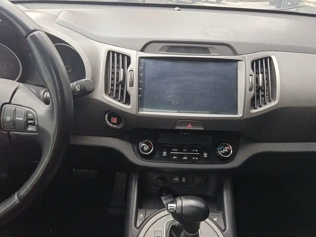 Фото 13 - Kia Sportage