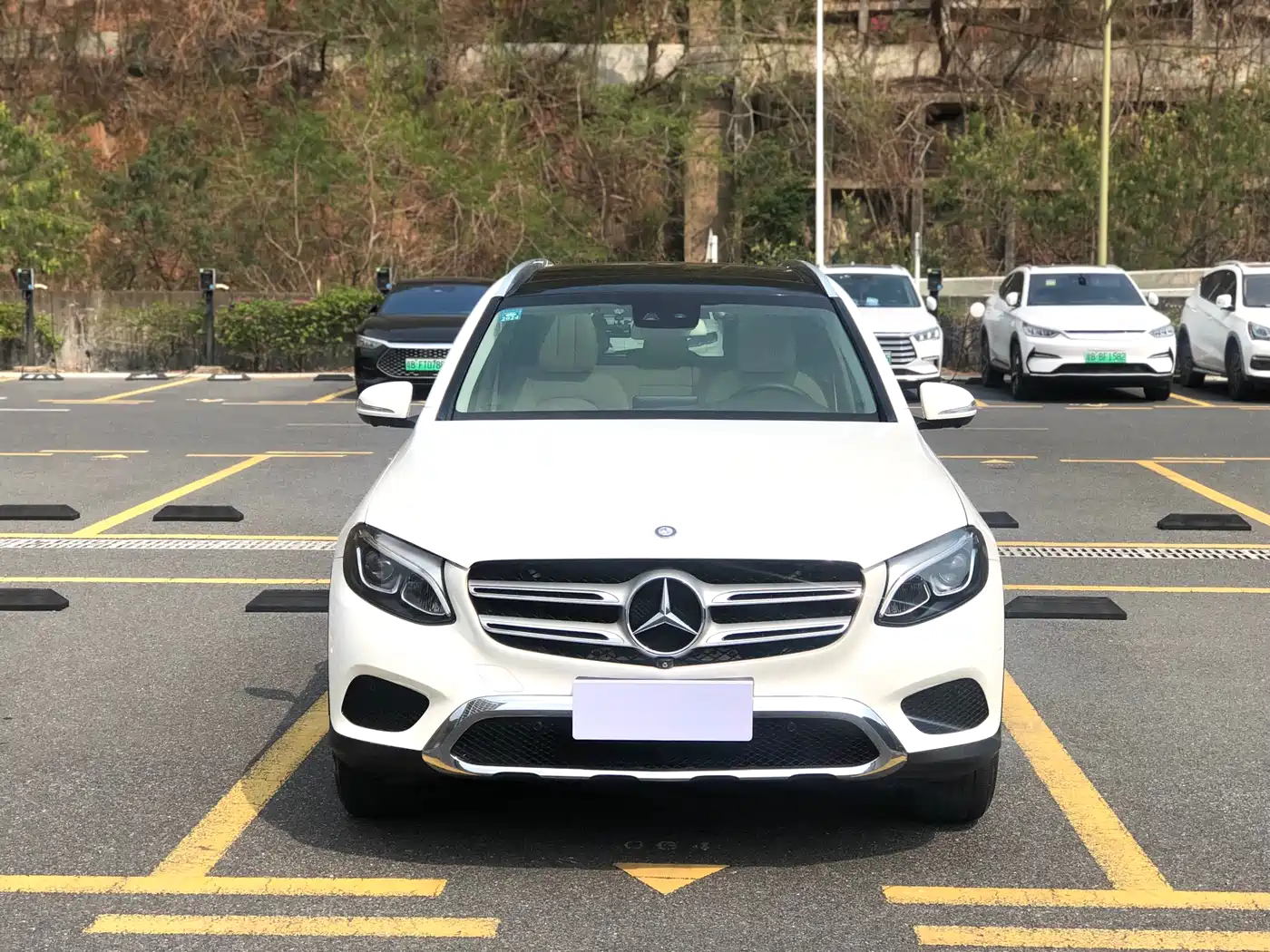 Mercedes-Benz GLC 2016 GLC 260 4MATIC Luxury фото 2